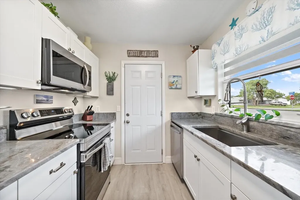 7505 Wexford Street North Port FL 34287