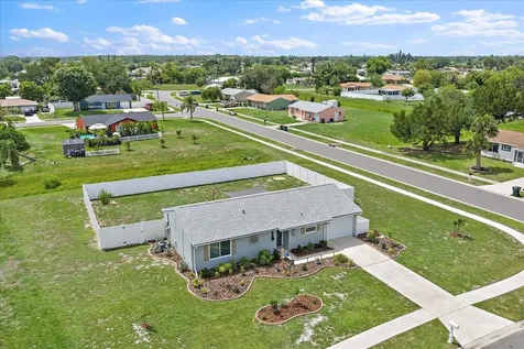 7505 Wexford Street North Port FL 34287