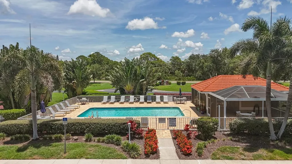9320 Clubside Circle Sarasota FL 34238