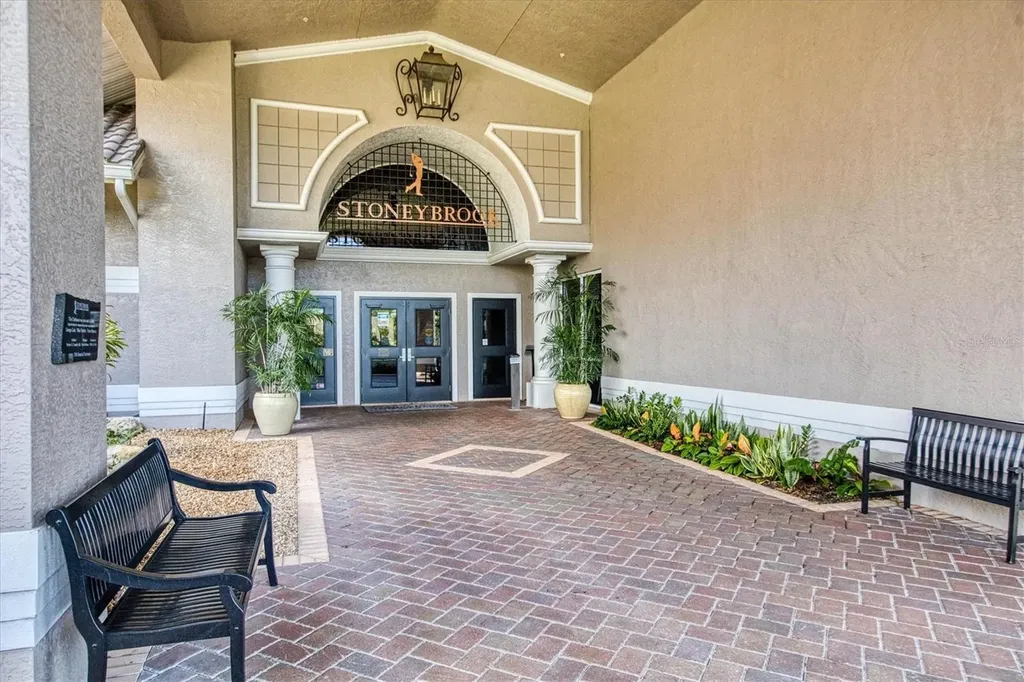 9320 Clubside Circle Sarasota FL 34238