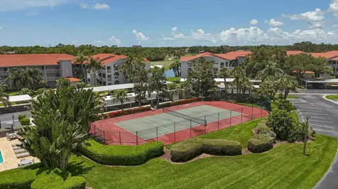 9320 Clubside Circle Sarasota FL 34238