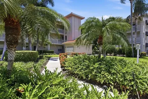 9320 Clubside Circle Sarasota FL 34238