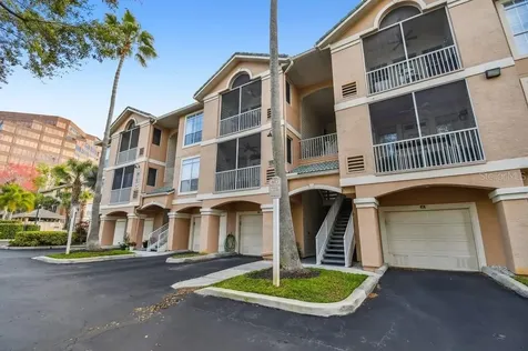 4304 Bay Club Circle Tampa FL 33607