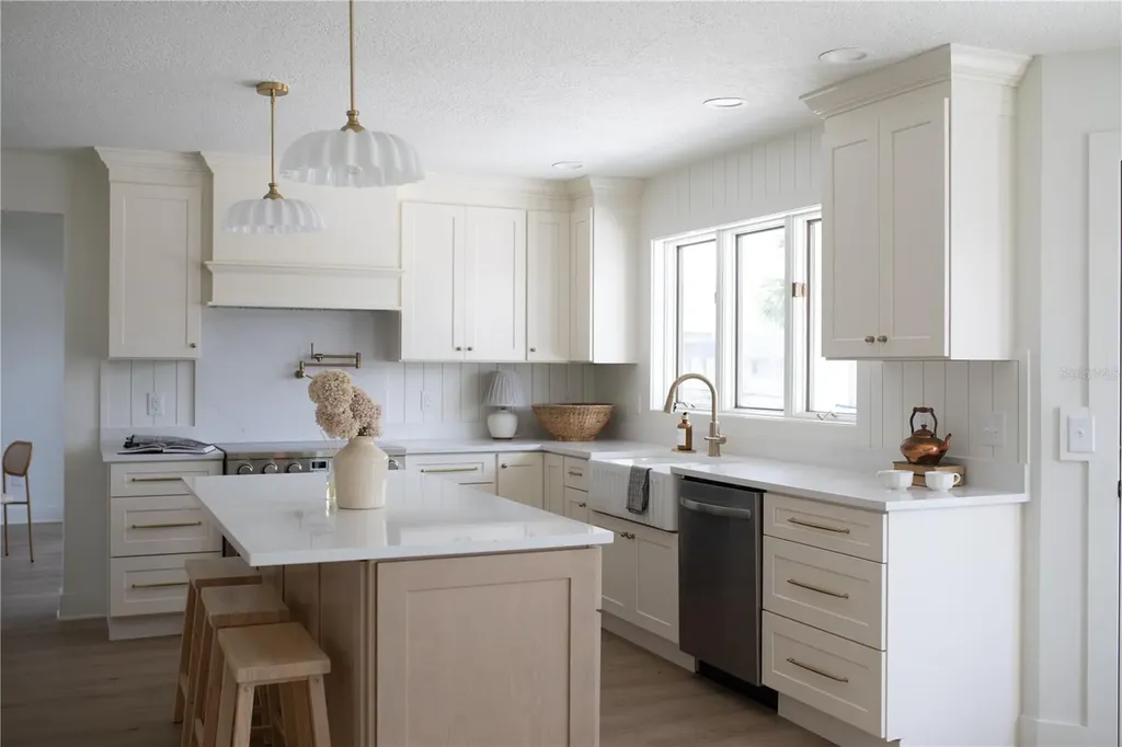 7 Chinook Court Palm Coast FL 32137