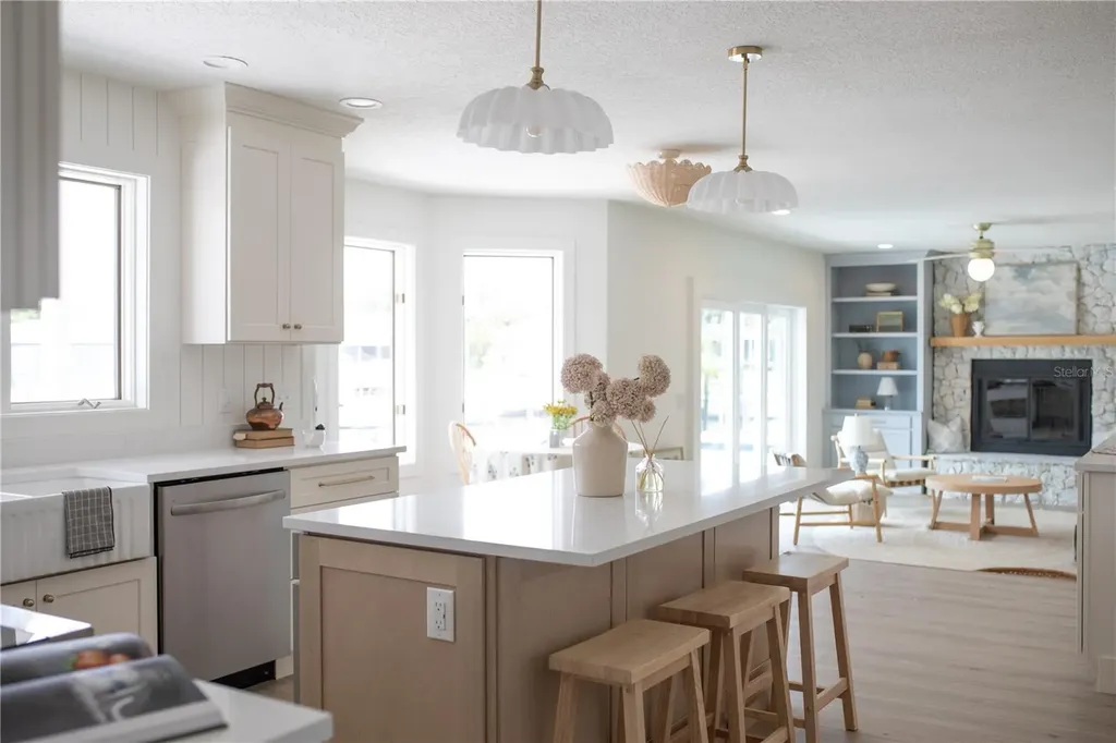 7 Chinook Court Palm Coast FL 32137