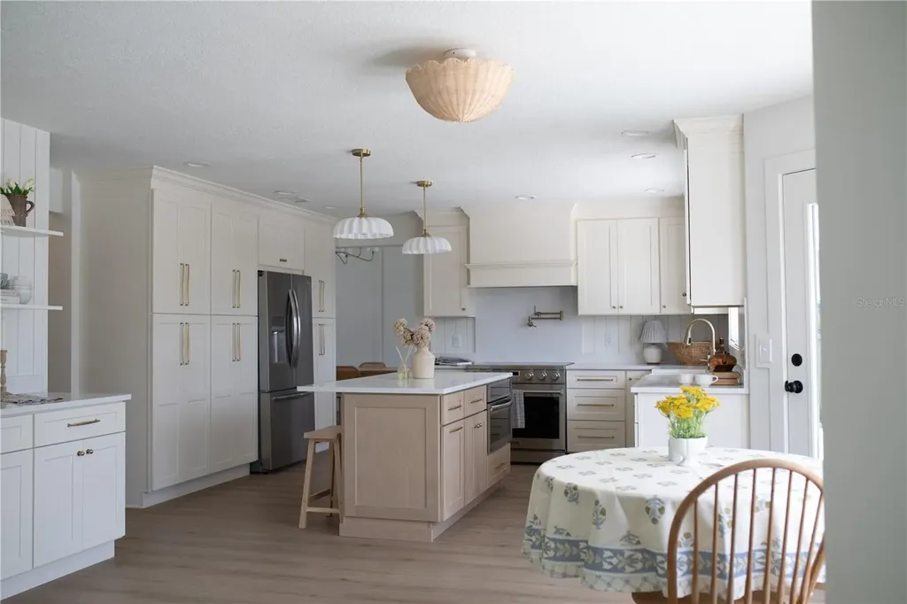 7 Chinook Court Palm Coast FL 32137