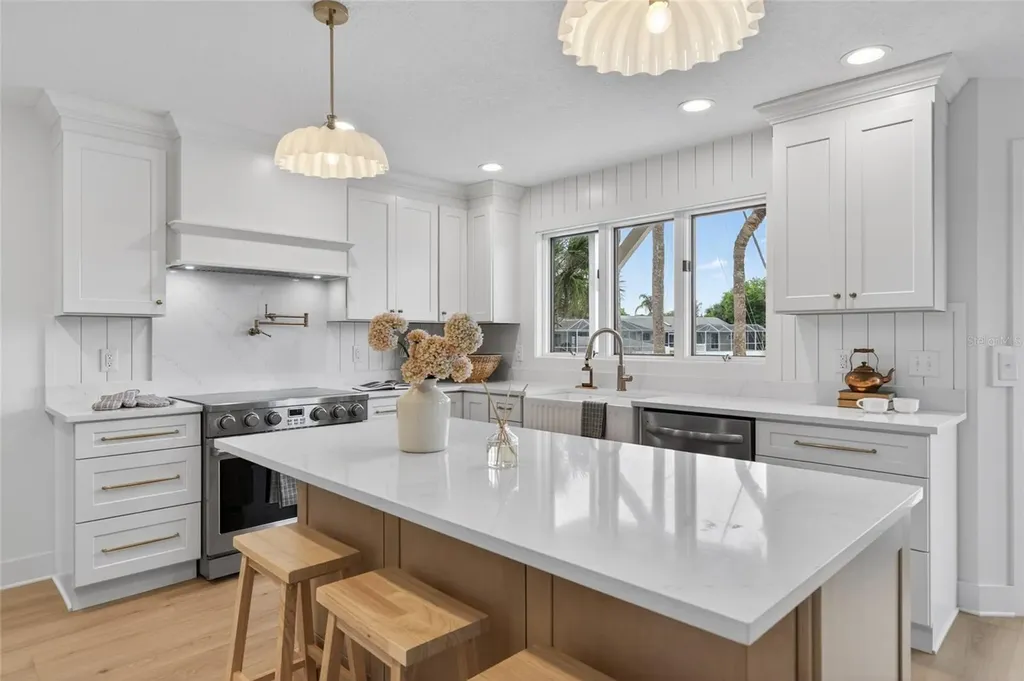 7 Chinook Court Palm Coast FL 32137