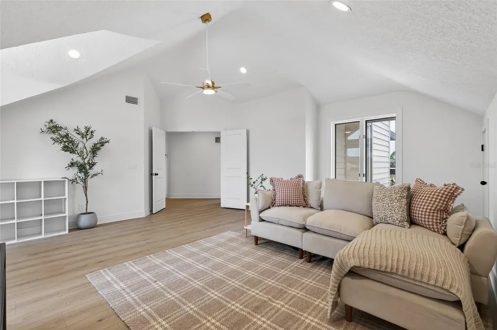 7 Chinook Court Palm Coast FL 32137