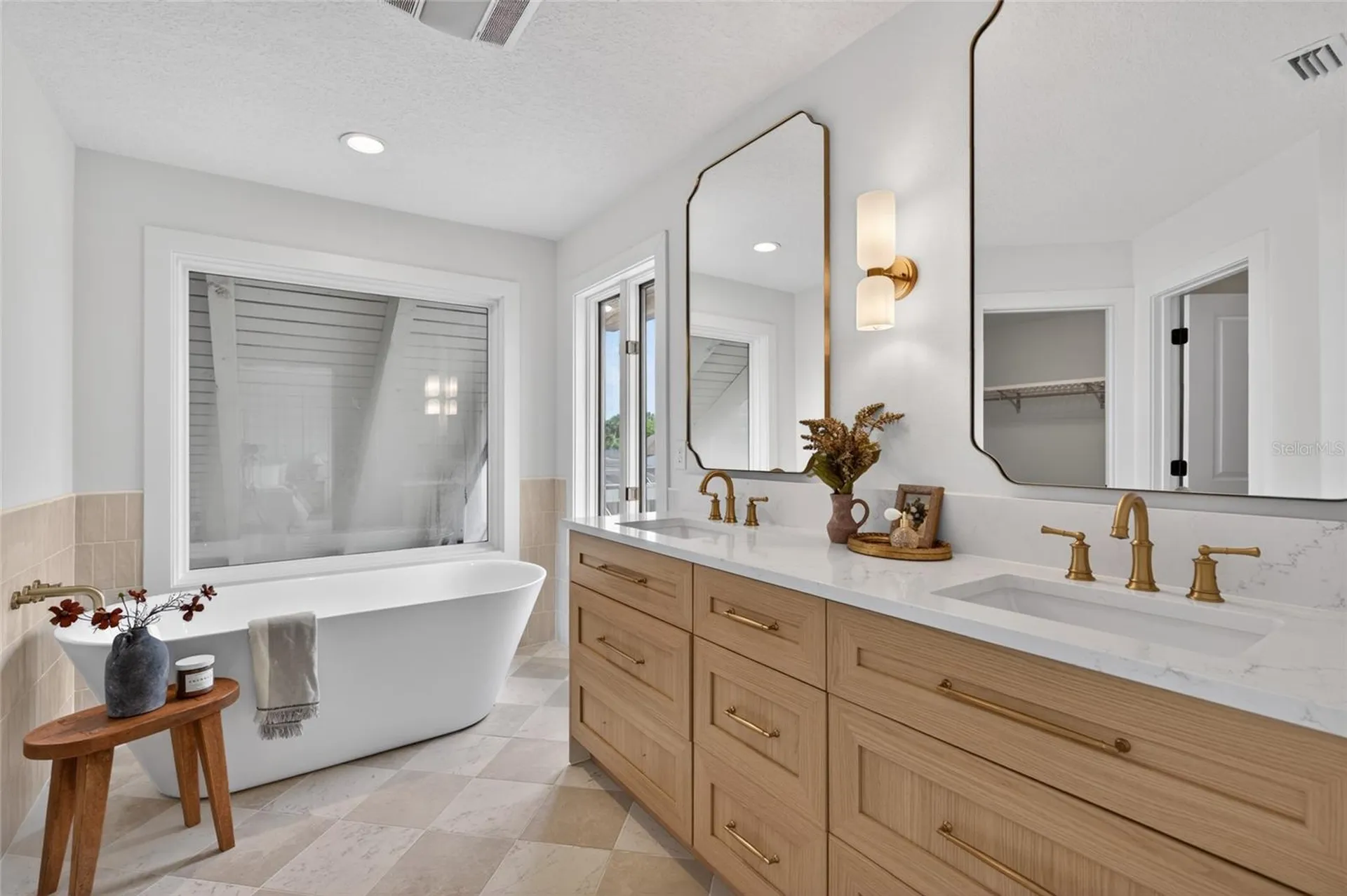 7 Chinook Court Palm Coast FL 32137