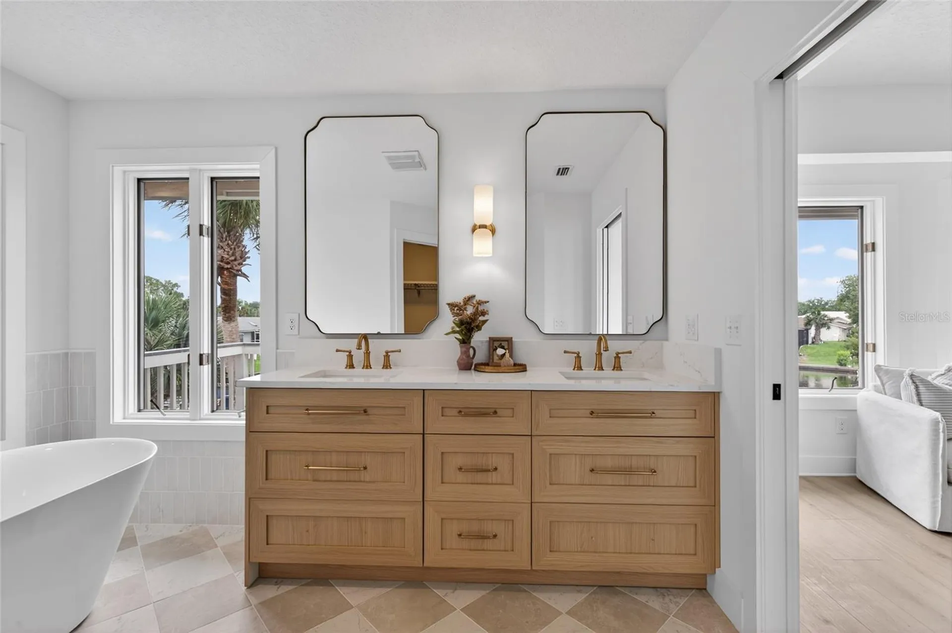 7 Chinook Court Palm Coast FL 32137
