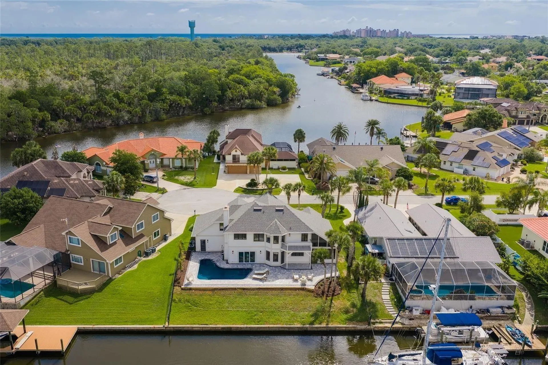 7 Chinook Court Palm Coast FL 32137
