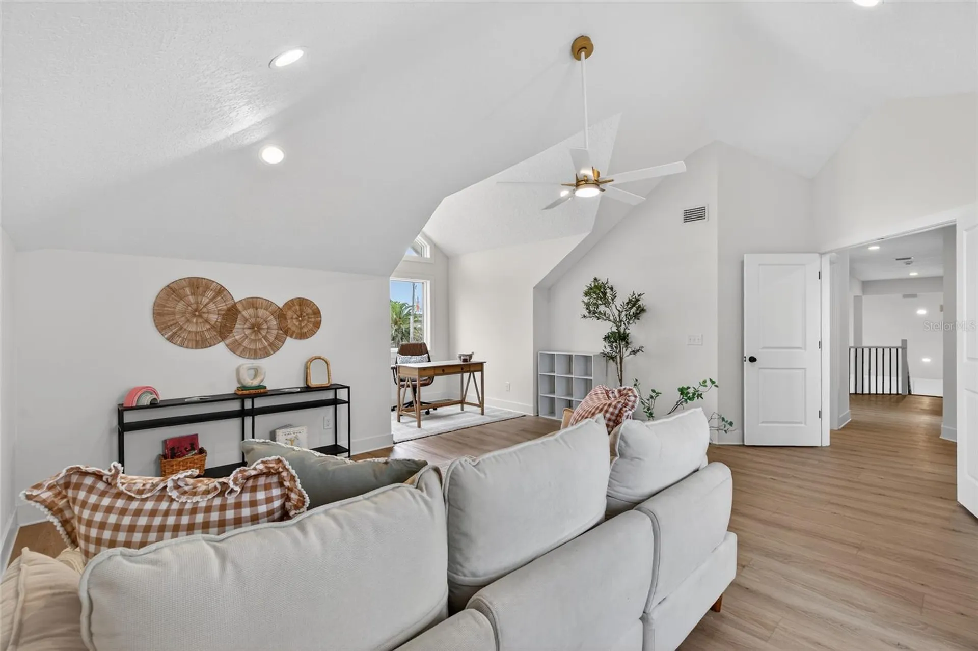 7 Chinook Court Palm Coast FL 32137