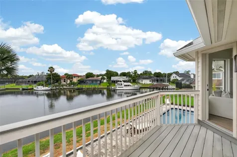 7 Chinook Court Palm Coast FL 32137