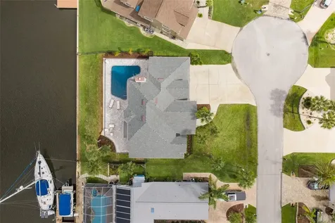 7 Chinook Court Palm Coast FL 32137
