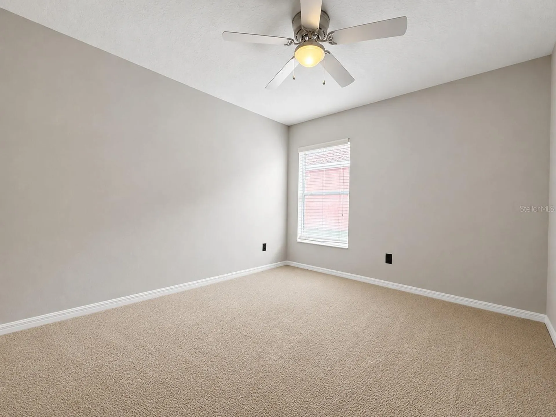 139 Hypolita Avenue Davenport FL 33897