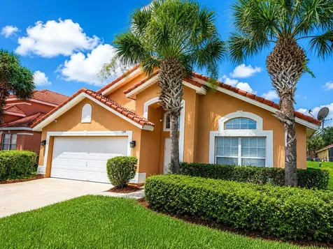 139 Hypolita Avenue Davenport FL 33897