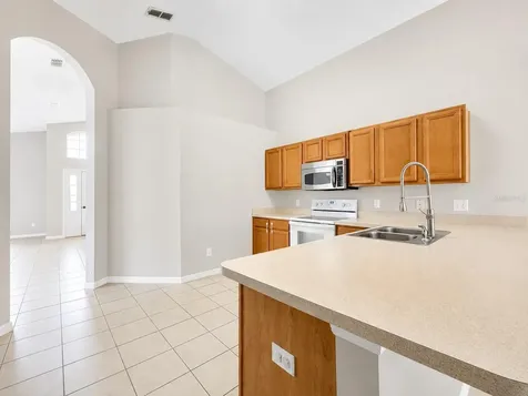 139 Hypolita Avenue Davenport FL 33897