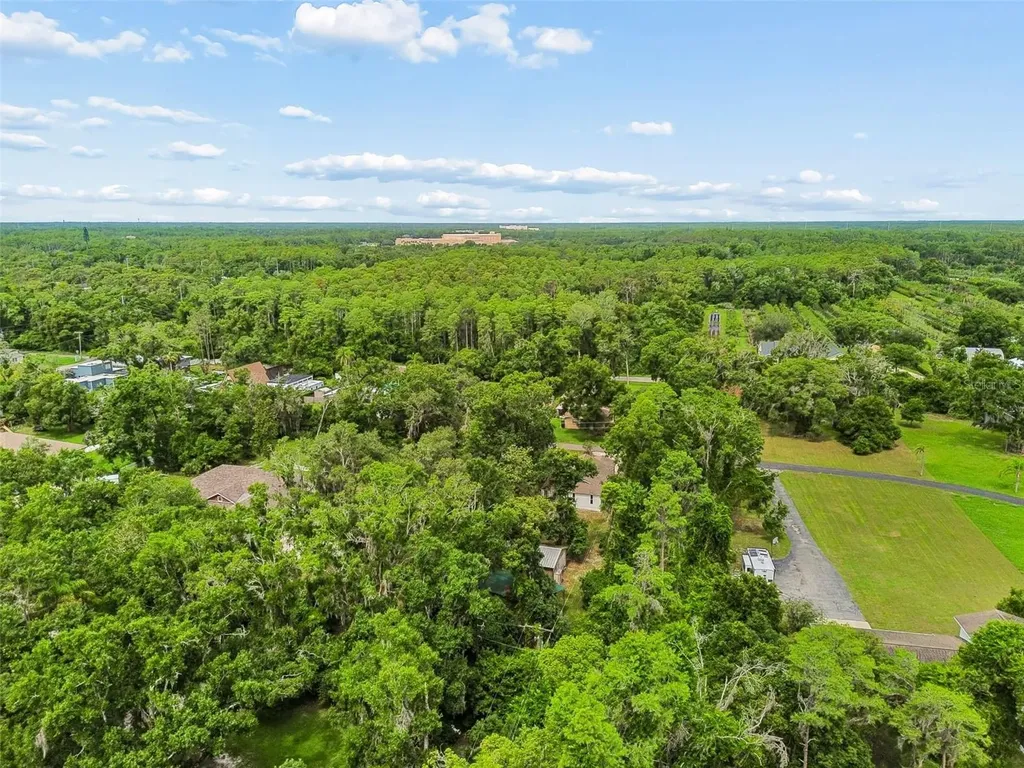 Crescent Lane Lutz FL 33548