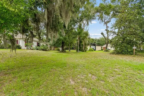 Crescent Lane Lutz FL 33548