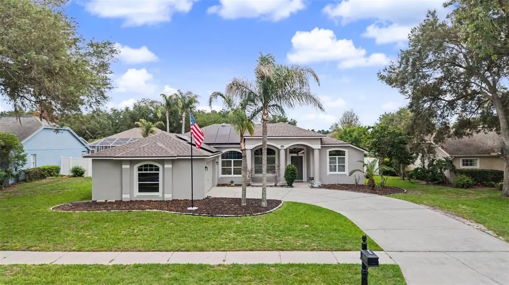 4021 Lithia Ridge Boulevard Valrico FL 33596
