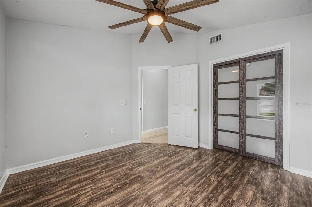 4021 Lithia Ridge Boulevard Valrico FL 33596