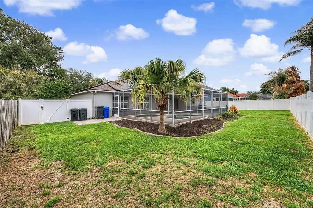 4021 Lithia Ridge Boulevard Valrico FL 33596