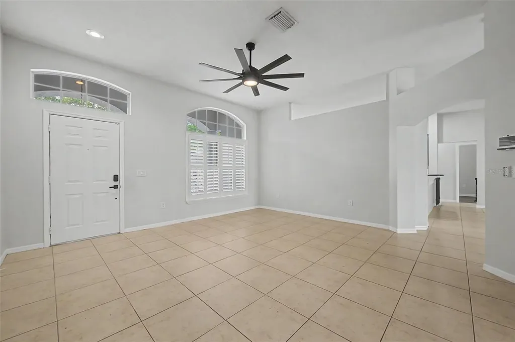 4021 Lithia Ridge Boulevard Valrico FL 33596