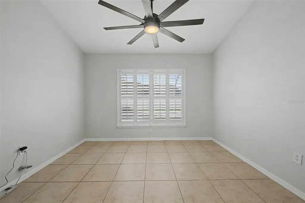 4021 Lithia Ridge Boulevard Valrico FL 33596
