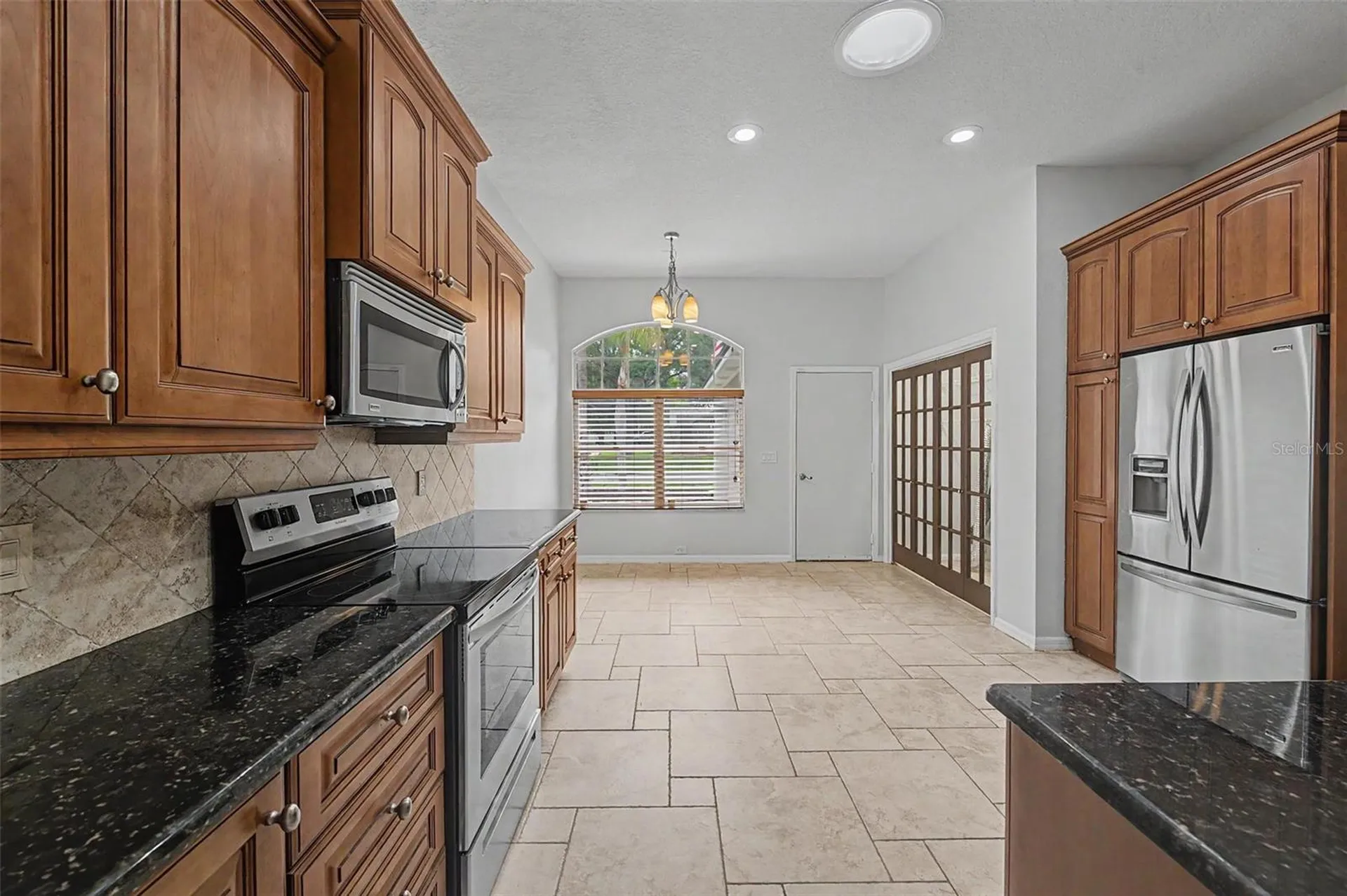 4021 Lithia Ridge Boulevard Valrico FL 33596