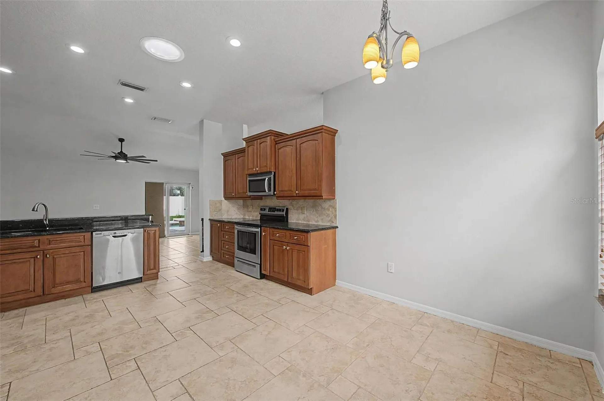 4021 Lithia Ridge Boulevard Valrico FL 33596