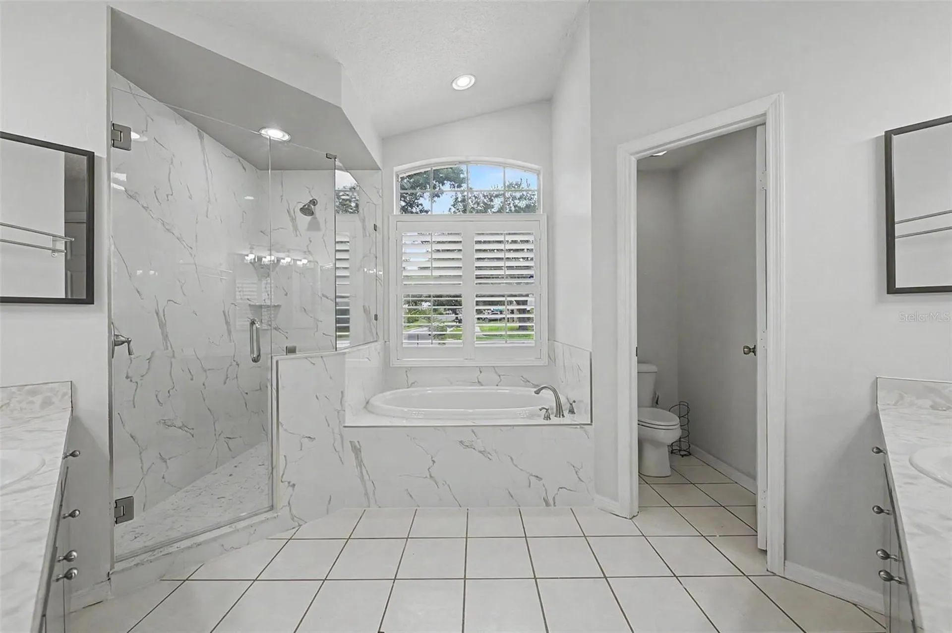 4021 Lithia Ridge Boulevard Valrico FL 33596