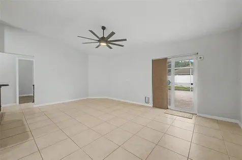 4021 Lithia Ridge Boulevard Valrico FL 33596