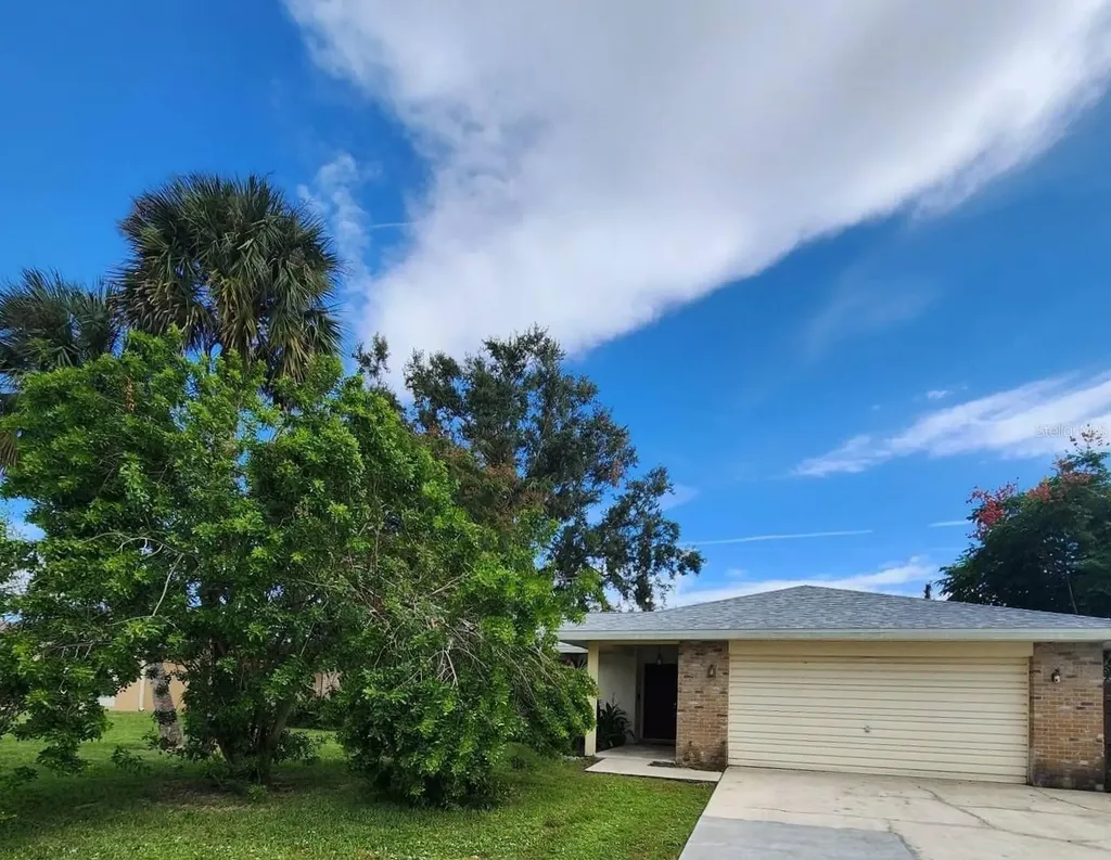 549 Burlington Avenue NE Palm Bay FL 32907