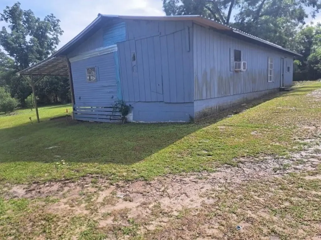 4381 Lee Road Marianna FL 32448
