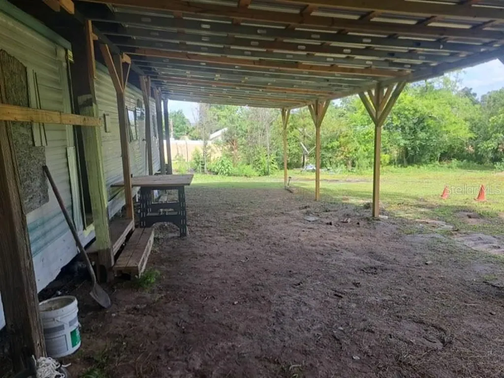 4381 Lee Road Marianna FL 32448