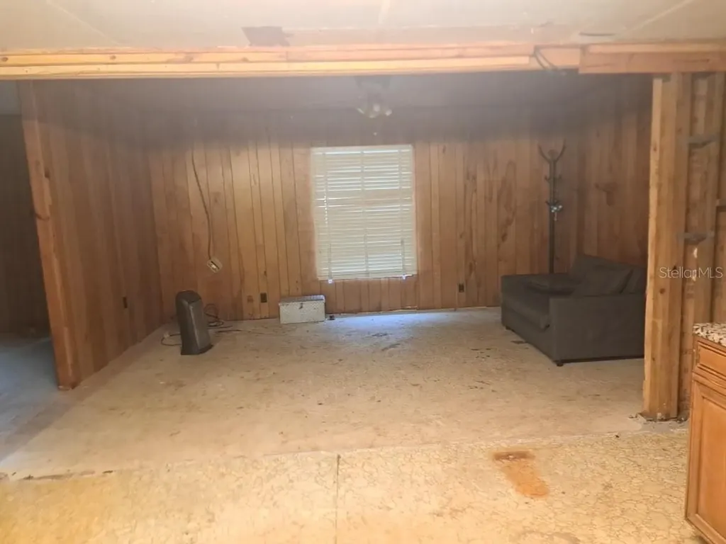 4381 Lee Road Marianna FL 32448