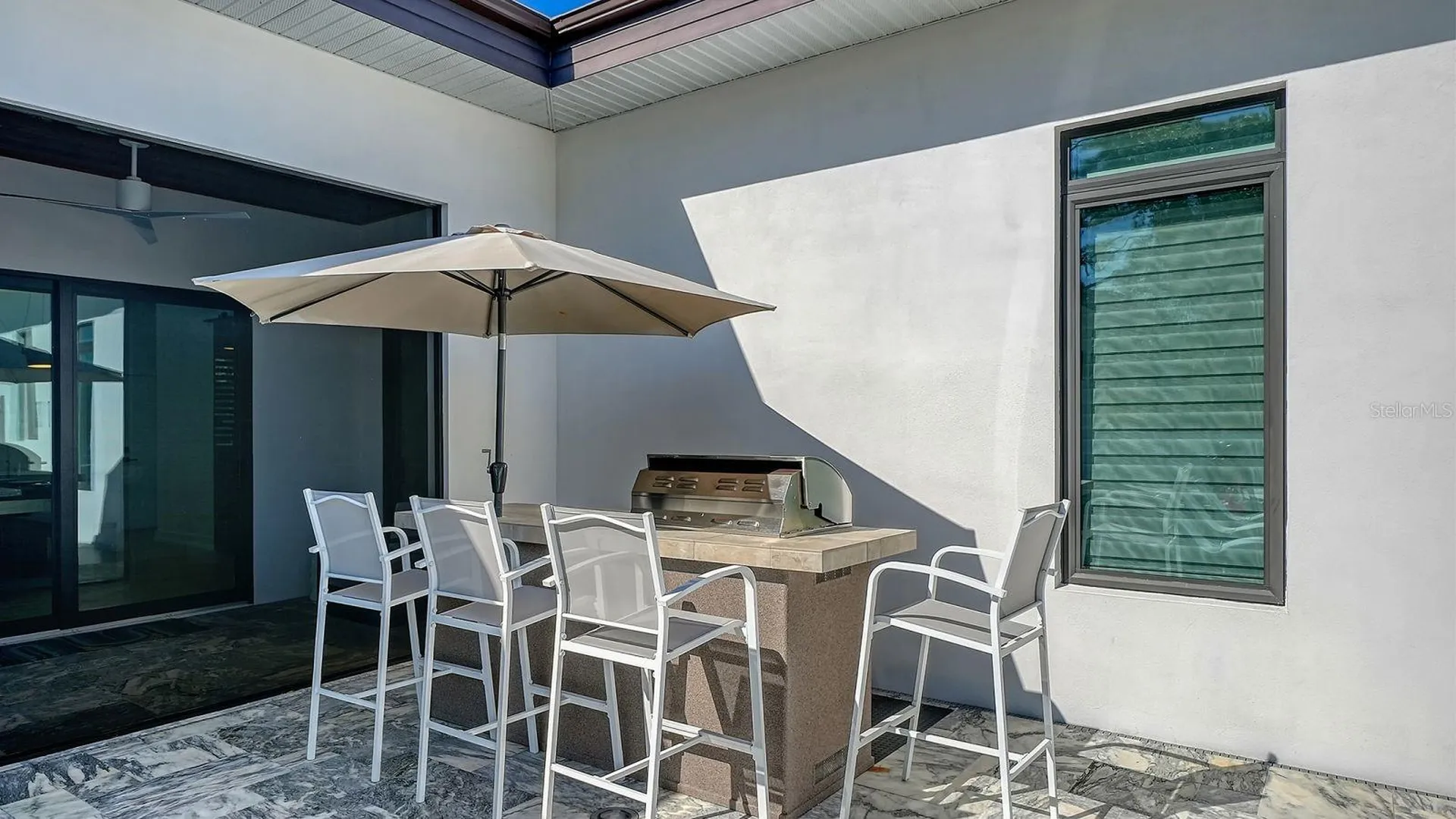 1899 Vamo Way Sarasota FL 34231