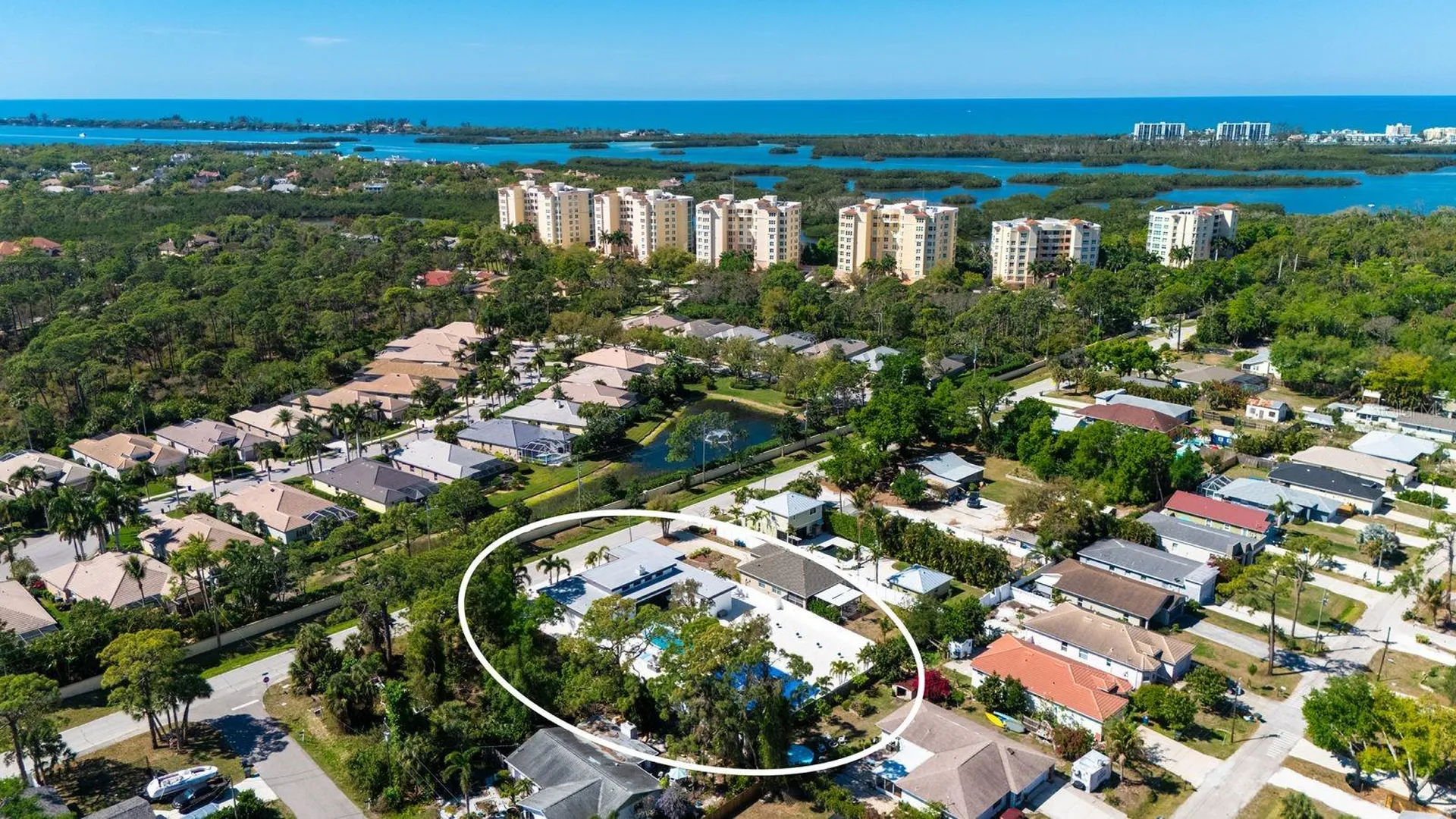 1899 Vamo Way Sarasota FL 34231