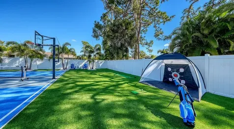 1899 Vamo Way Sarasota FL 34231