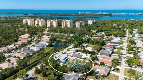 1899 Vamo Way Sarasota FL 34231