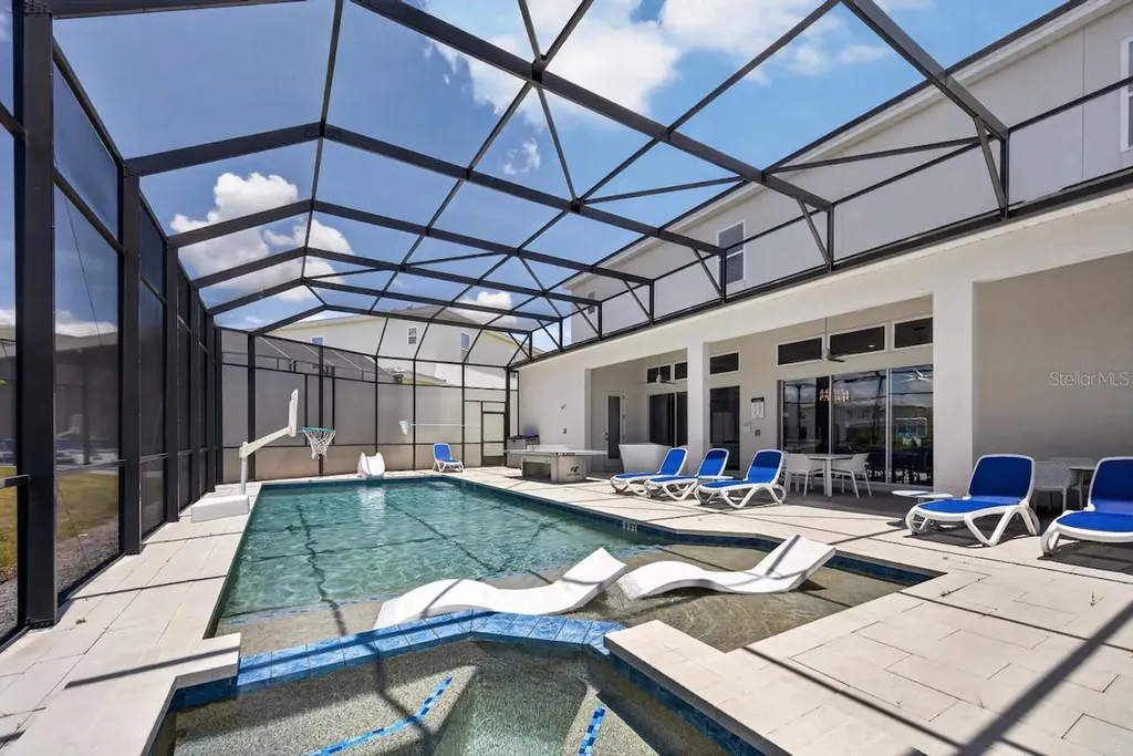 1735 Oak Blossom Drive Davenport FL 33837
