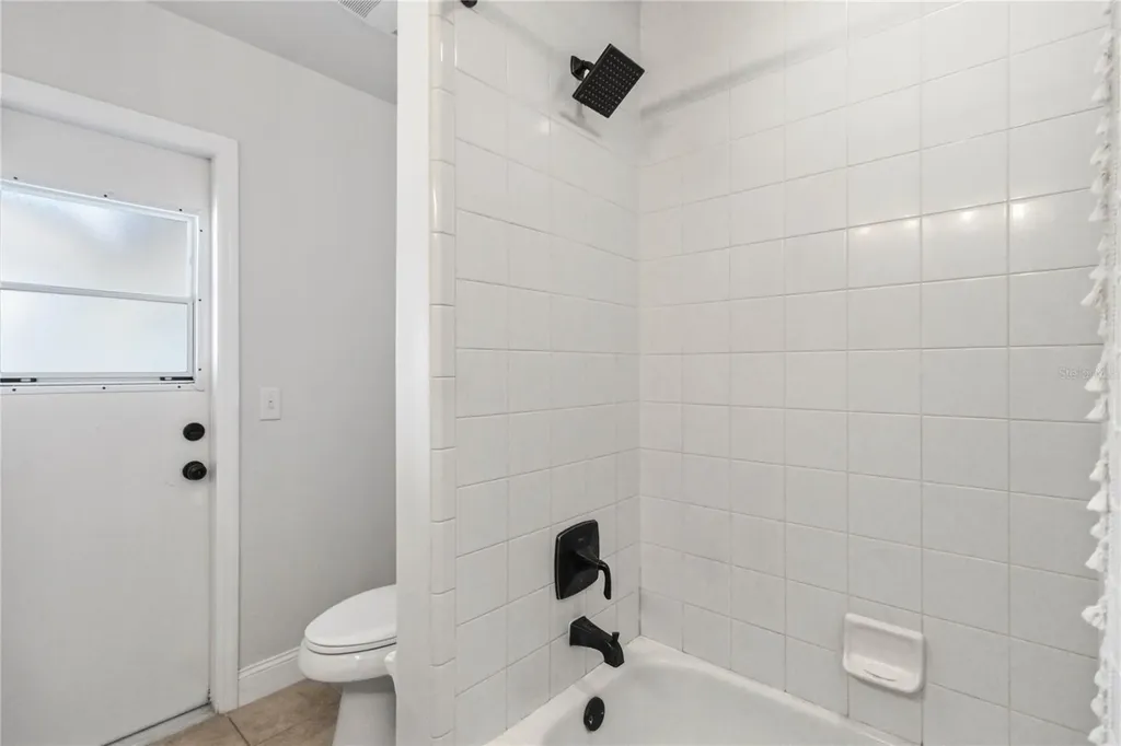 122 Lena Ann Drive St Cloud FL 34771