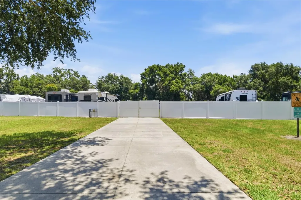122 Lena Ann Drive St Cloud FL 34771