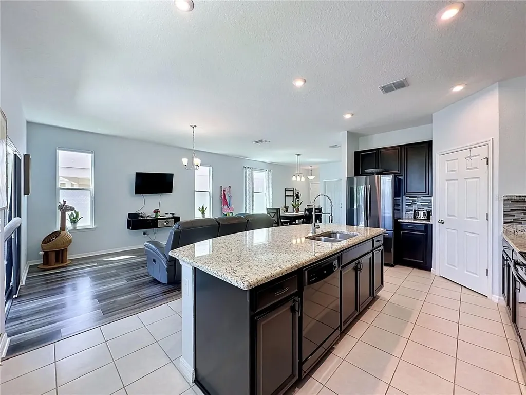 246 Aberdeen Street Davenport FL 33896
