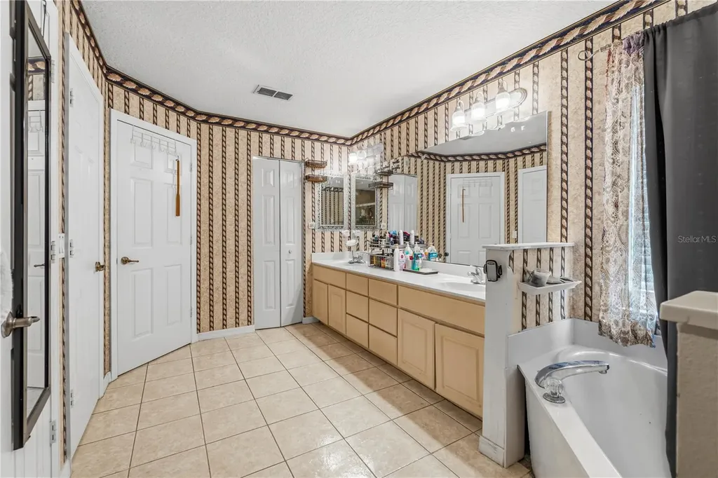 10999 SW 47th Avenue Ocala FL 34476