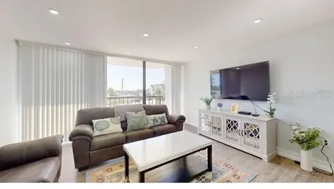 400 Island Way Clearwater Beach FL 33767