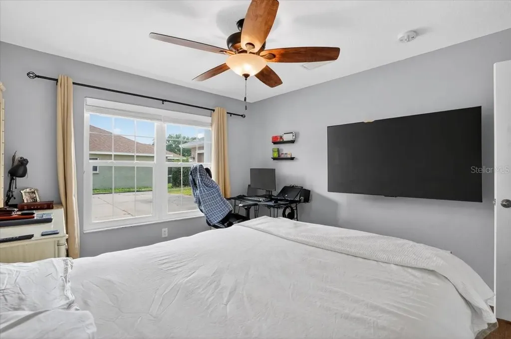 1881 Summer Walk Circle Sarasota FL 34232
