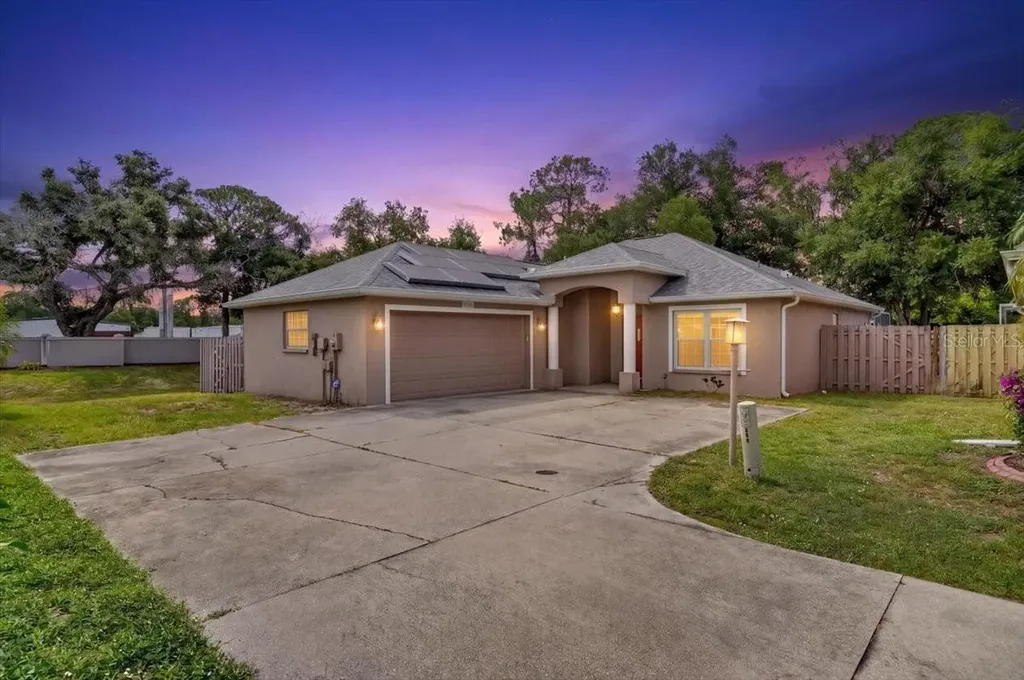 1881 Summer Walk Circle Sarasota FL 34232