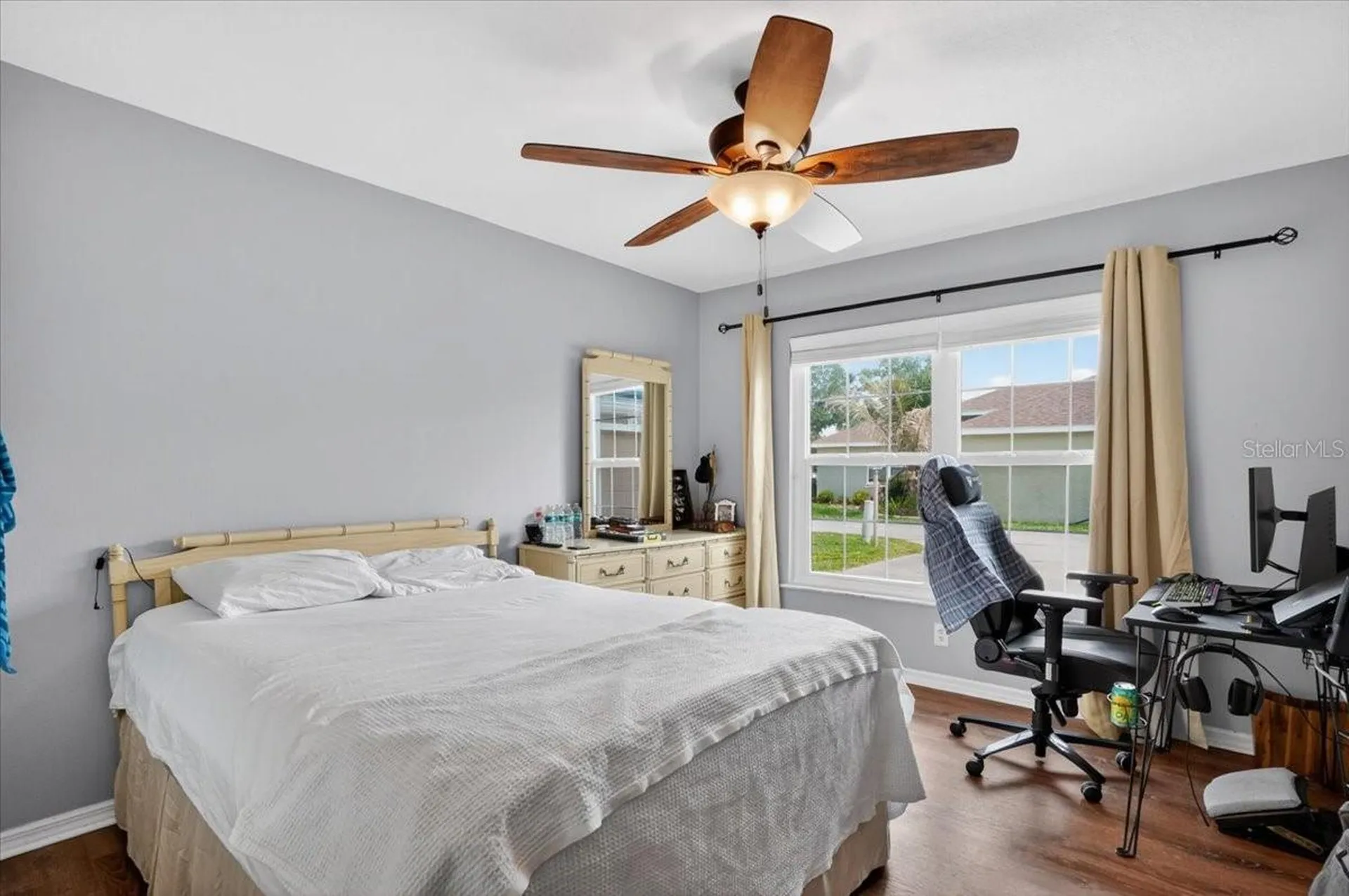 1881 Summer Walk Circle Sarasota FL 34232
