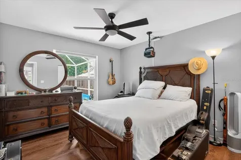 1881 Summer Walk Circle Sarasota FL 34232